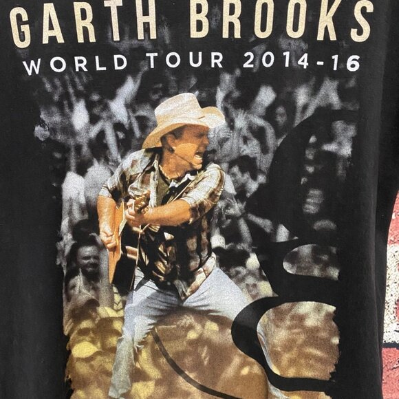 Garth Brooks World Tour Shirt Men Medium M Black 2014-16 Concert TULTEX Item #1 - Picture 3 of 6